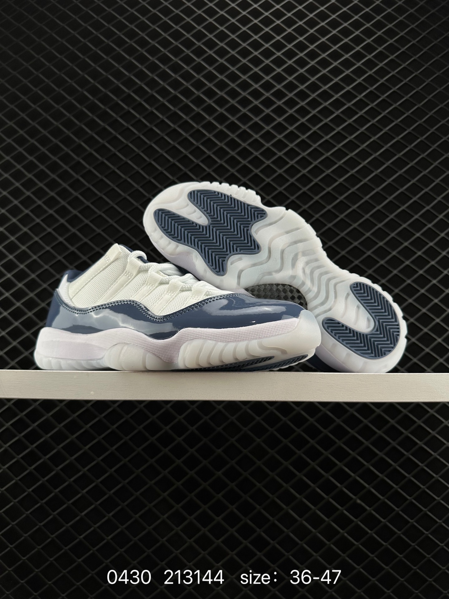 Air Jordan 11 Retro Low 